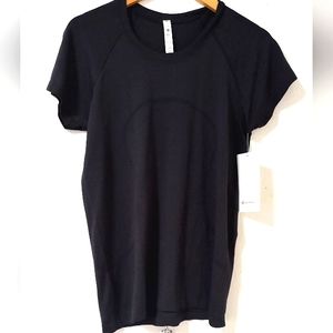 Lululemon SWIFTLY TECH *size 12